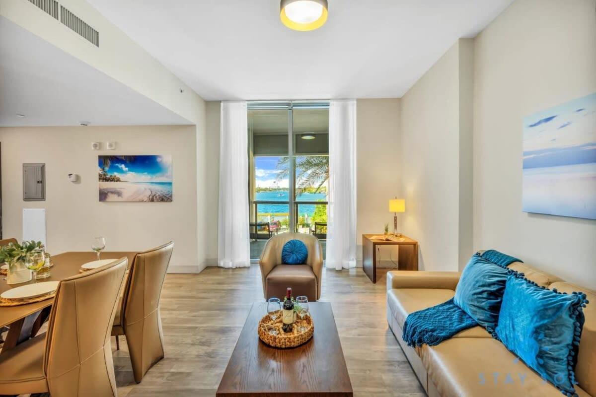 Apartment With Bay View Balcony - Pool - Up To 6 - Gym Голлівуд Екстер'єр фото